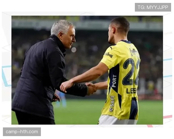 穆里尼奥展现卓越比赛阅读能力，助力球队逆转取胜