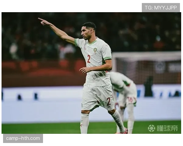 阿什拉夫伤愈复出首秀表现出色，助球队稳固防线