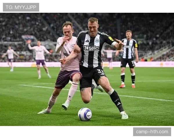 达姆斯高技术引领足球创新,未来赛场潜力备受瞩目 达姆斯高技术引领足球创新,未来赛场潜力备受瞩目