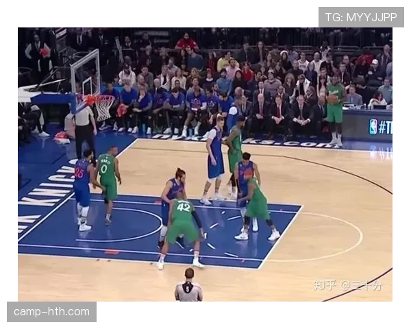 界外球怎么判?手的位置、脚踩线这些细节你真的懂吗? 界外球怎么判?手的位置、脚踩线这些细节你真的懂吗?